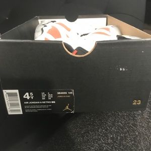 Brand New Air Jordan Retro 6 size 4.5 $100